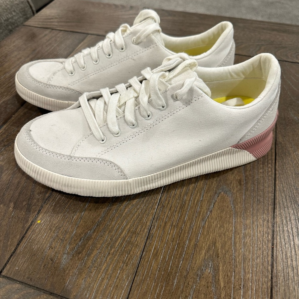 Sorel White and Pink Athletic Shoes